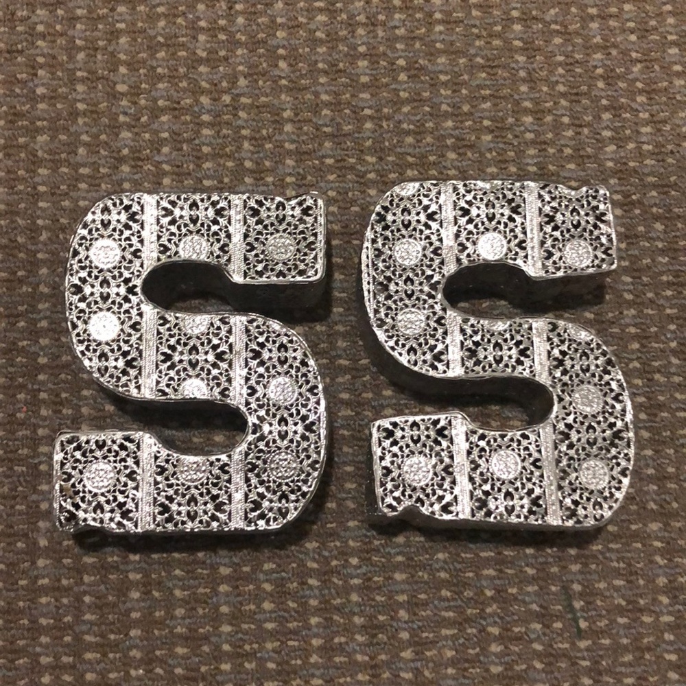 Silver S Decor